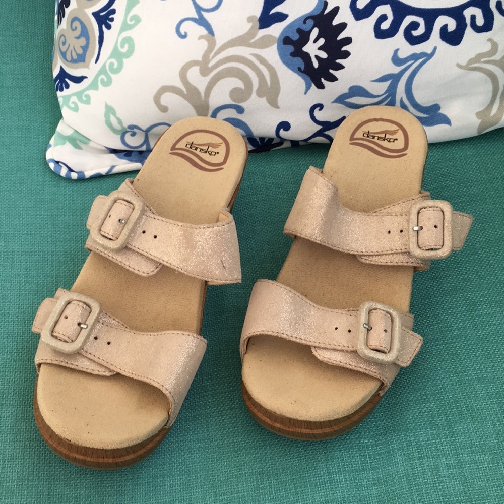 Dansko Jessie glittery gold sandal